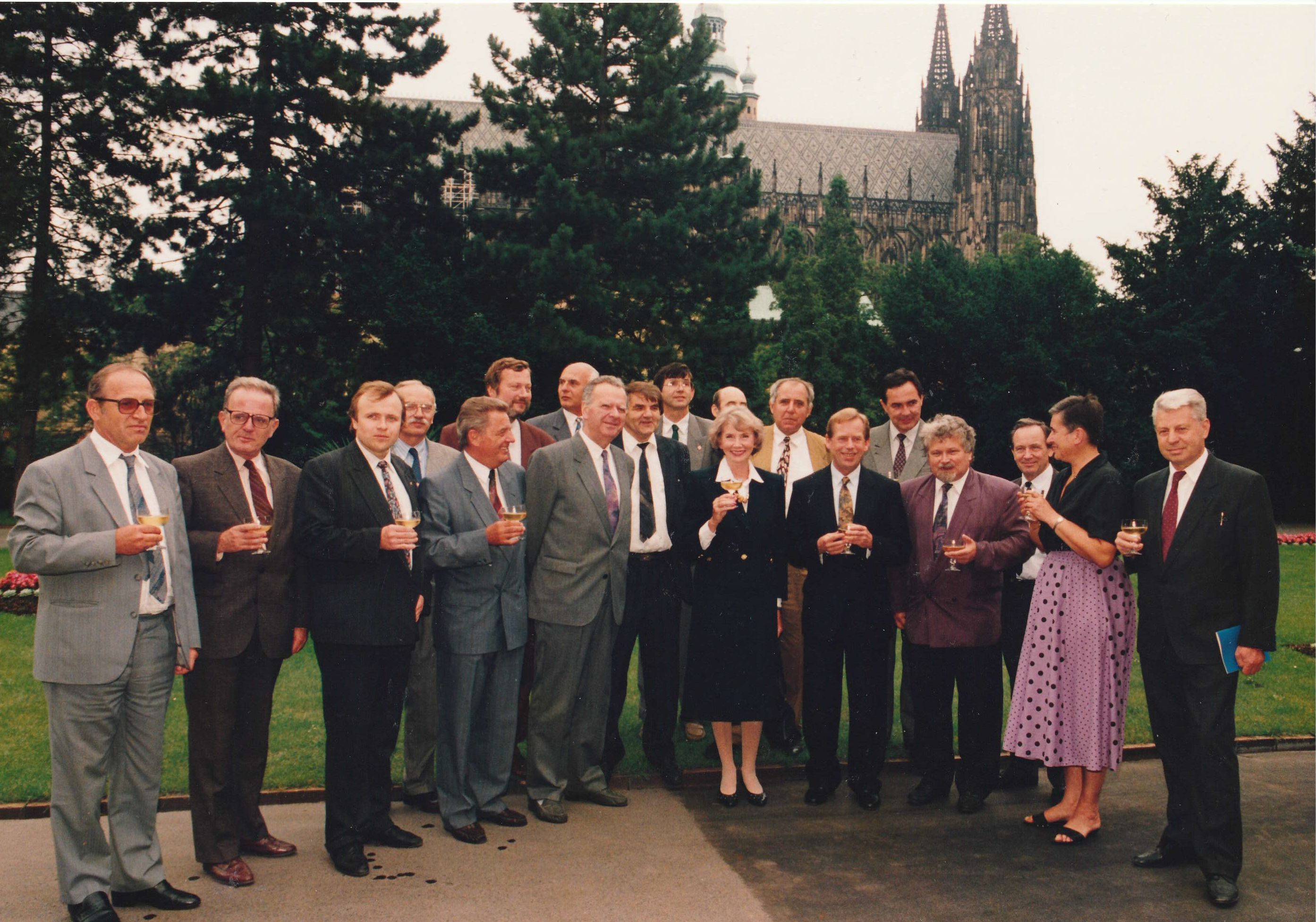 V-Pithartove-vlade-1990-1992